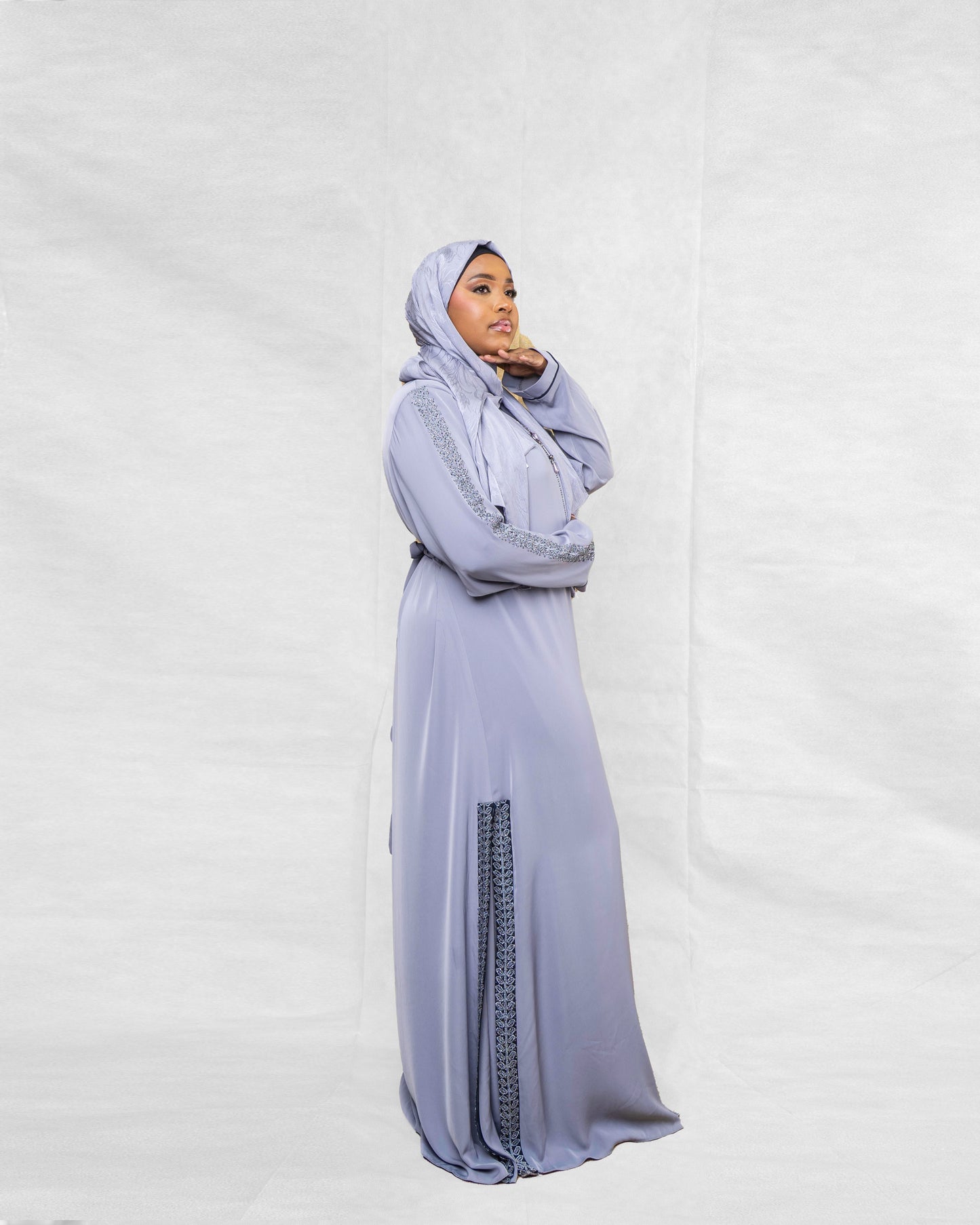 Almas Abaya